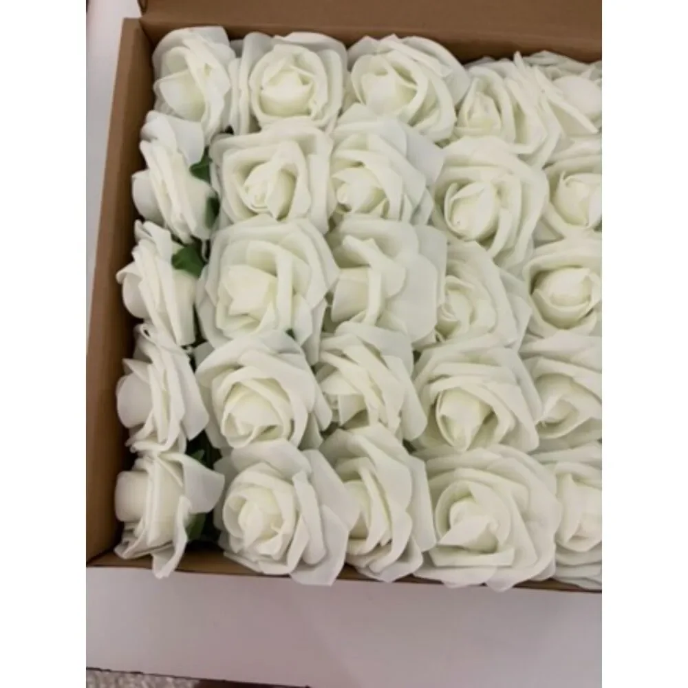 Box of 25 white wood roses NIB